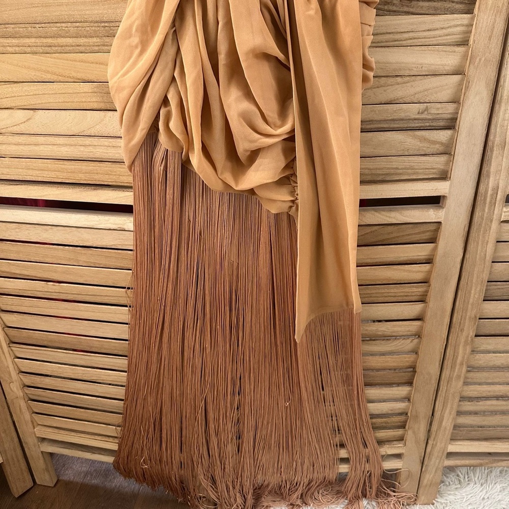 Michael Costello Tania One Shoulder Gown in Sand Neutral size S - Picture 7 of 7